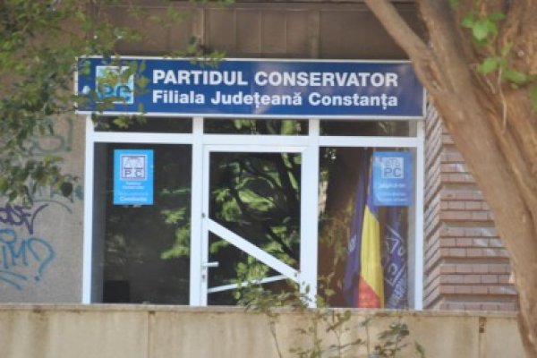 Tinerii conservatori din Năvodari, pescari amatori de week-end